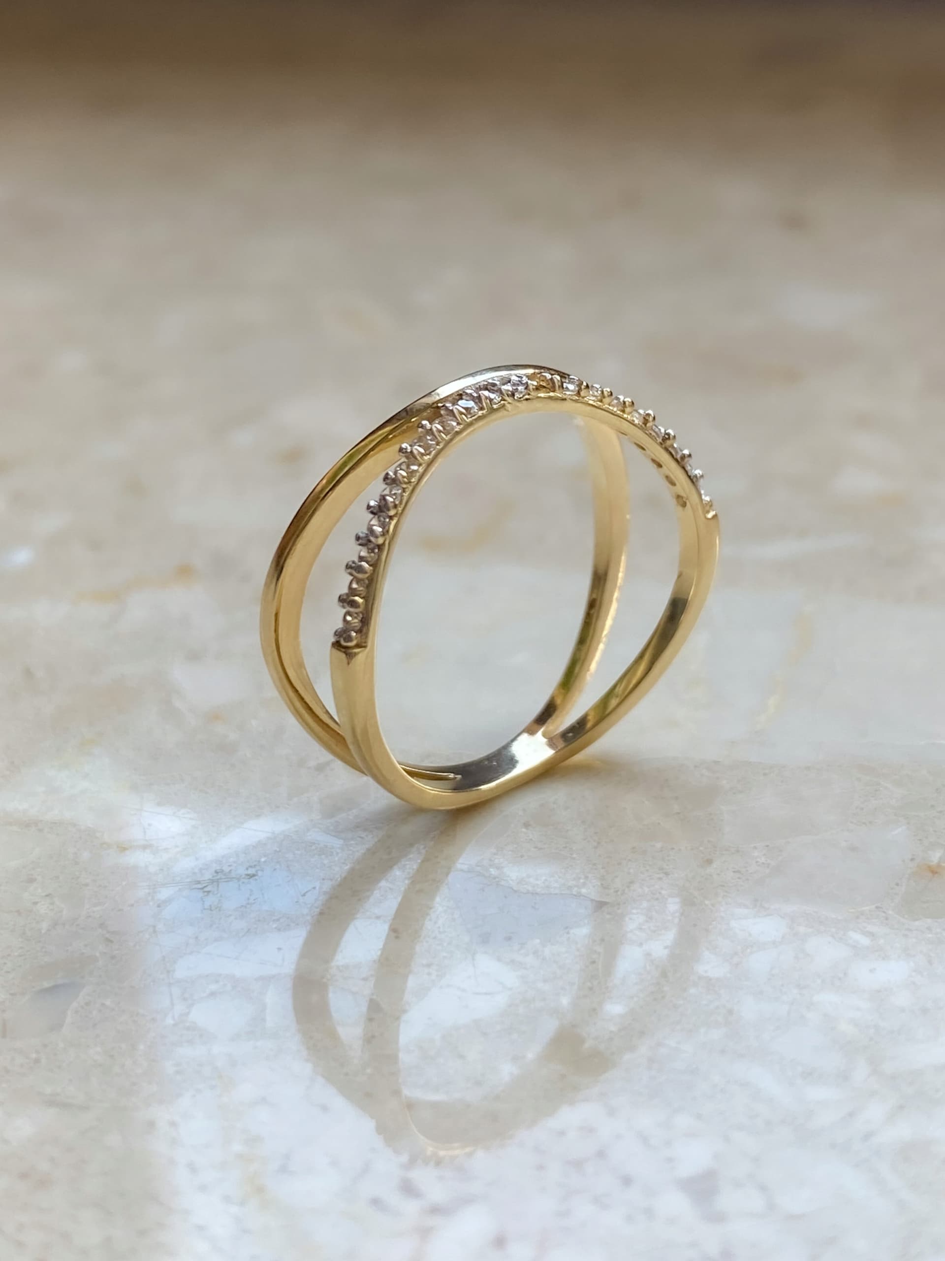 Złoty pierścionek 585 PODWÓJNY CYRKONIE