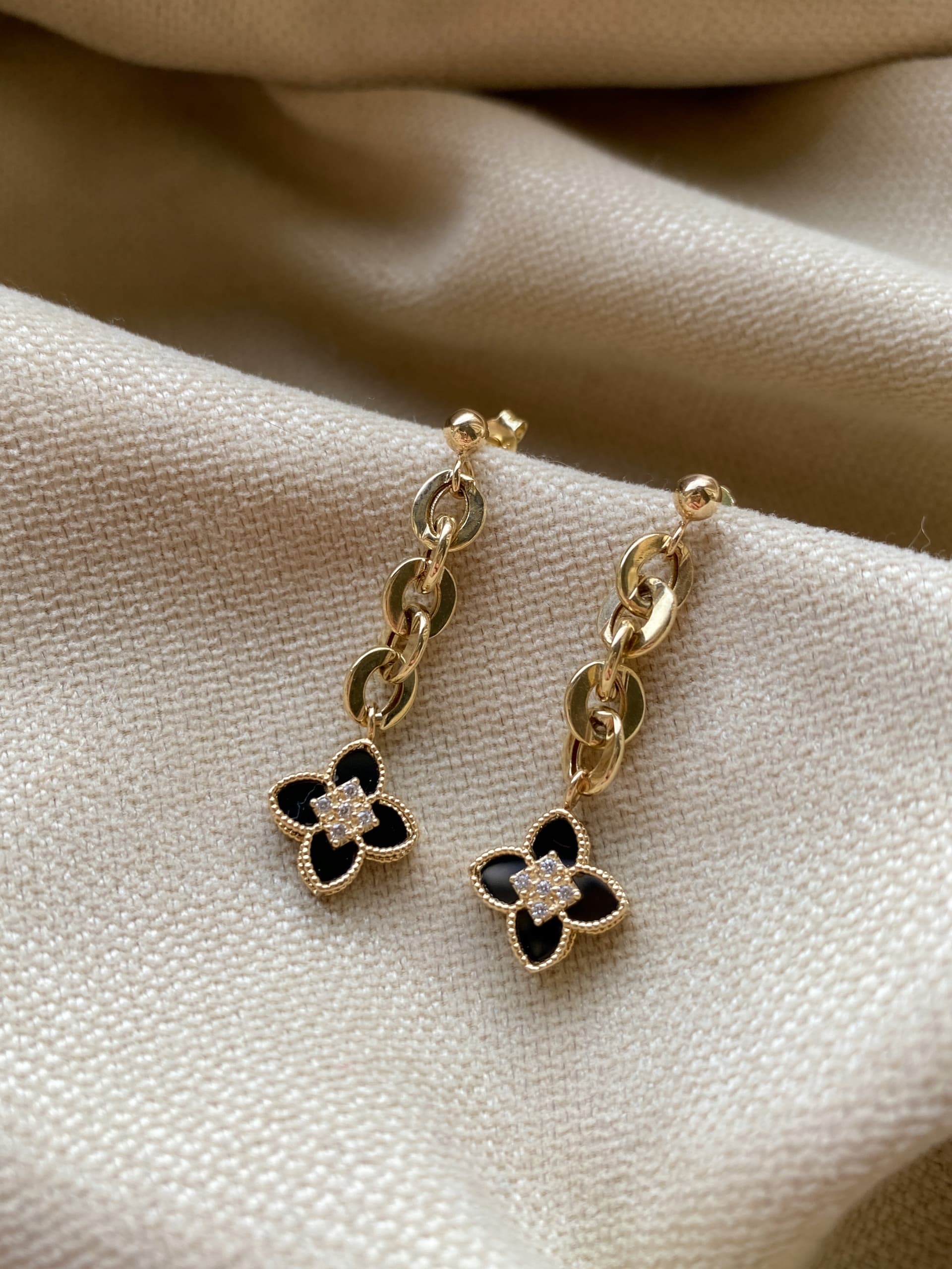 Złote kolczyki próba 585 WISZĄCE KWIATKI