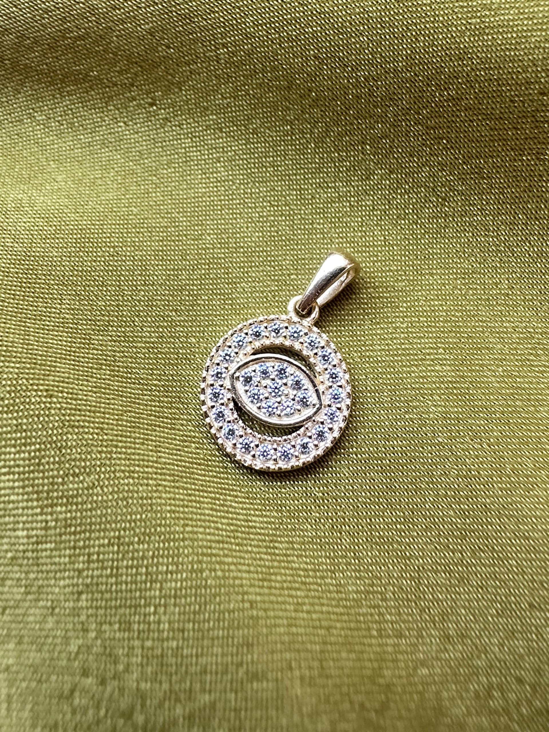 Złota zawieszka próba 585 OKO CYRKONIE