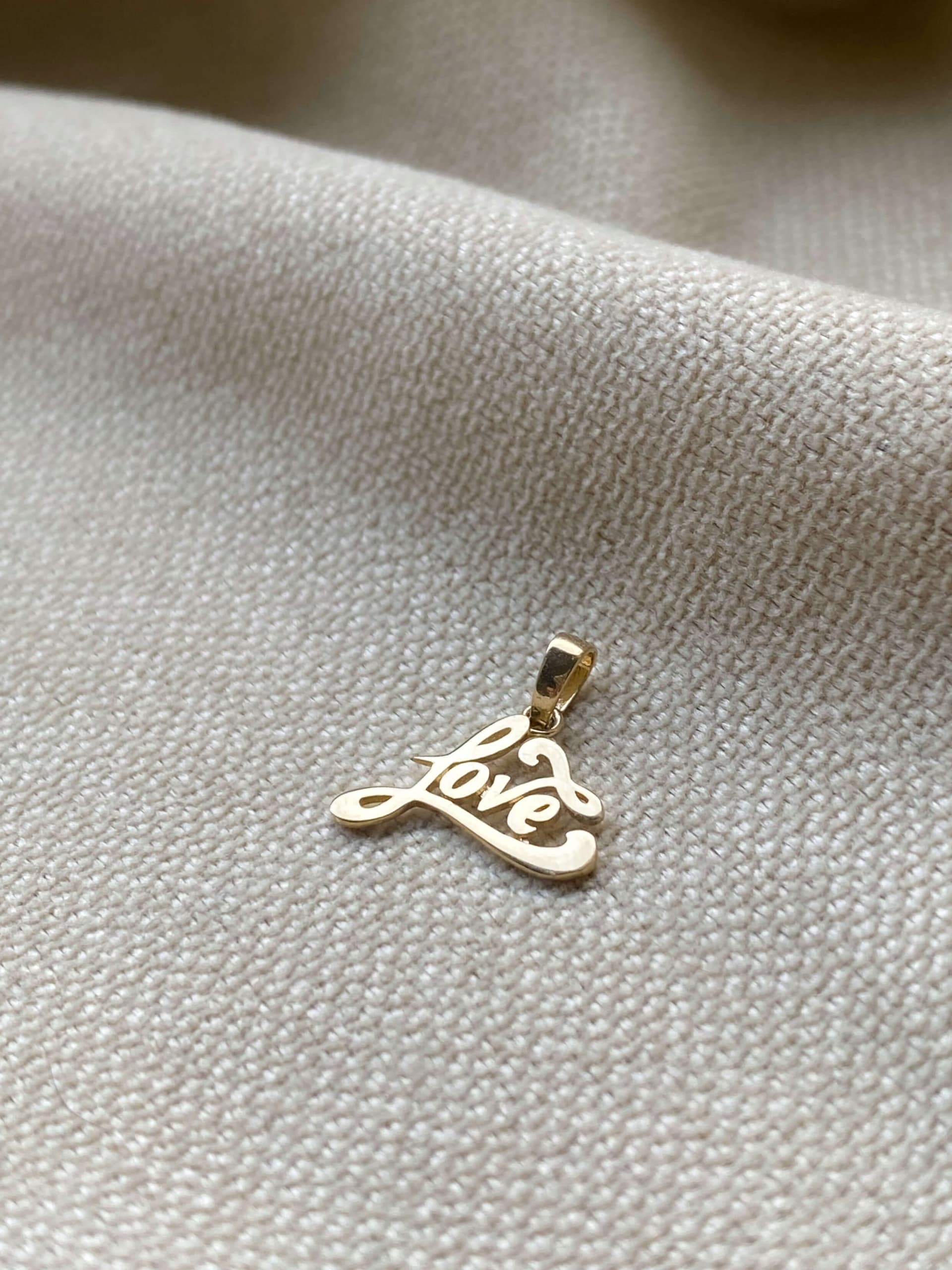 Złota zawieszka próba 585 LOVE