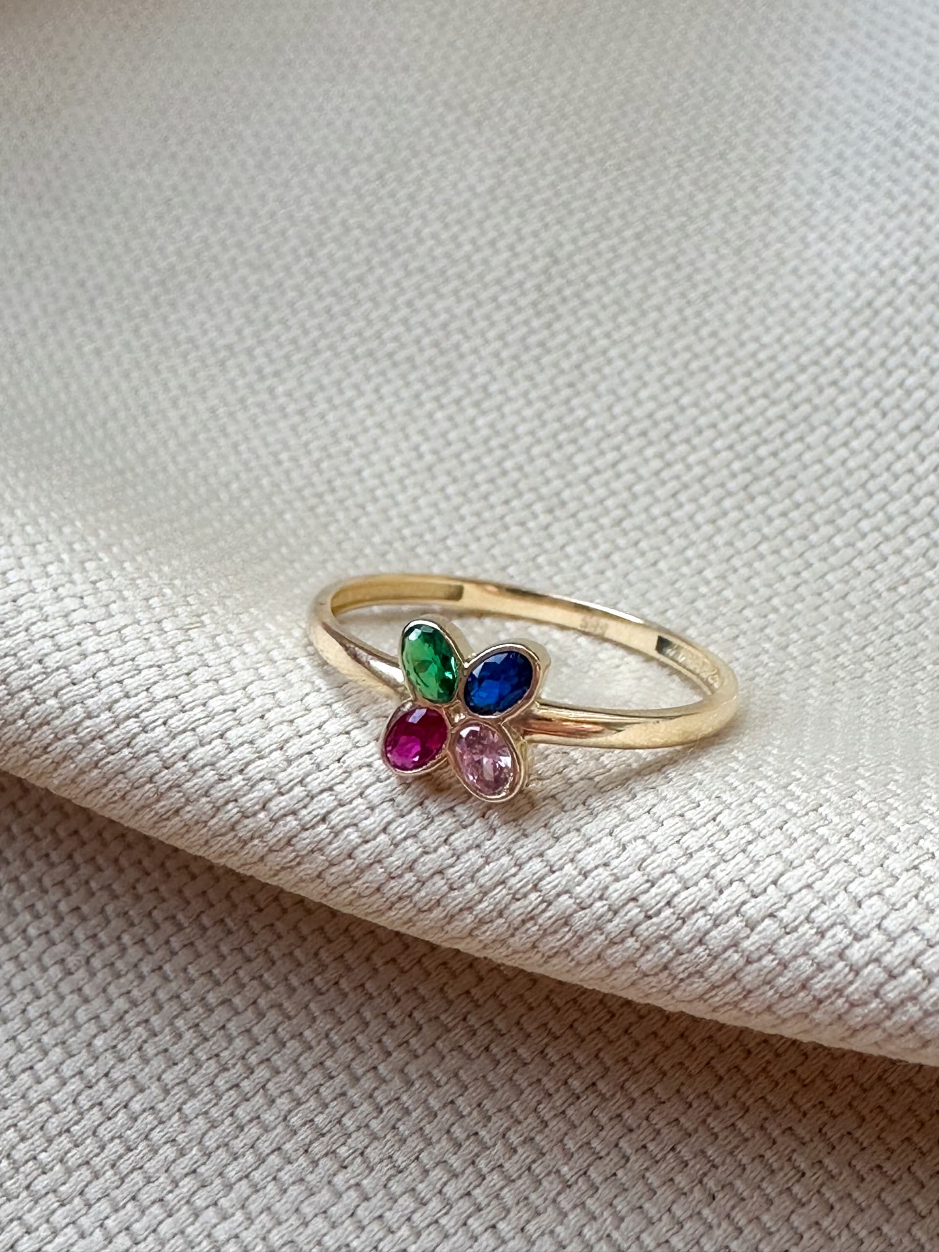 Złoty pierścionek 585 KWIATEK KOLOROWY