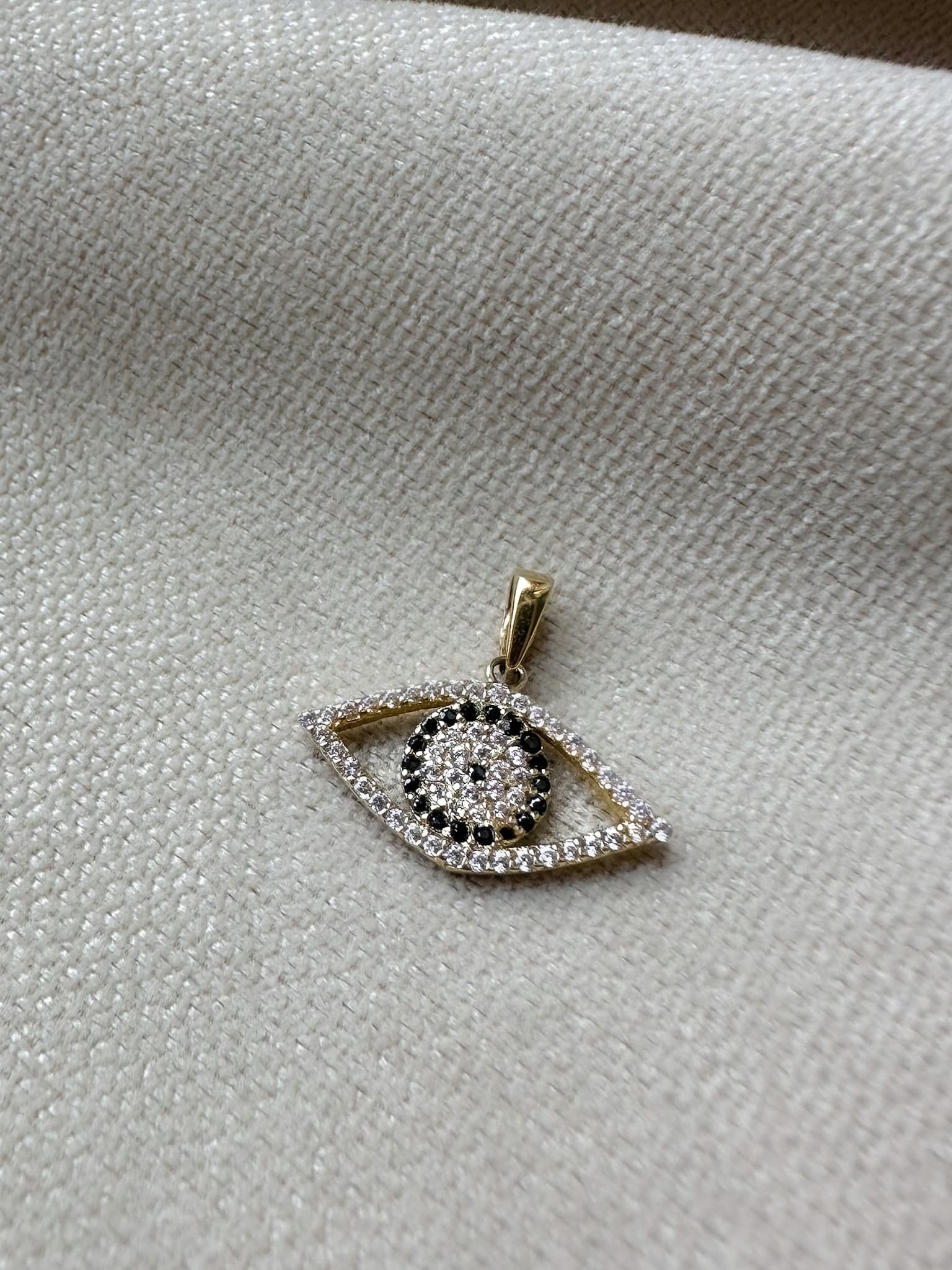 Złota zawieszka próba 585 OKO CYRKONIE