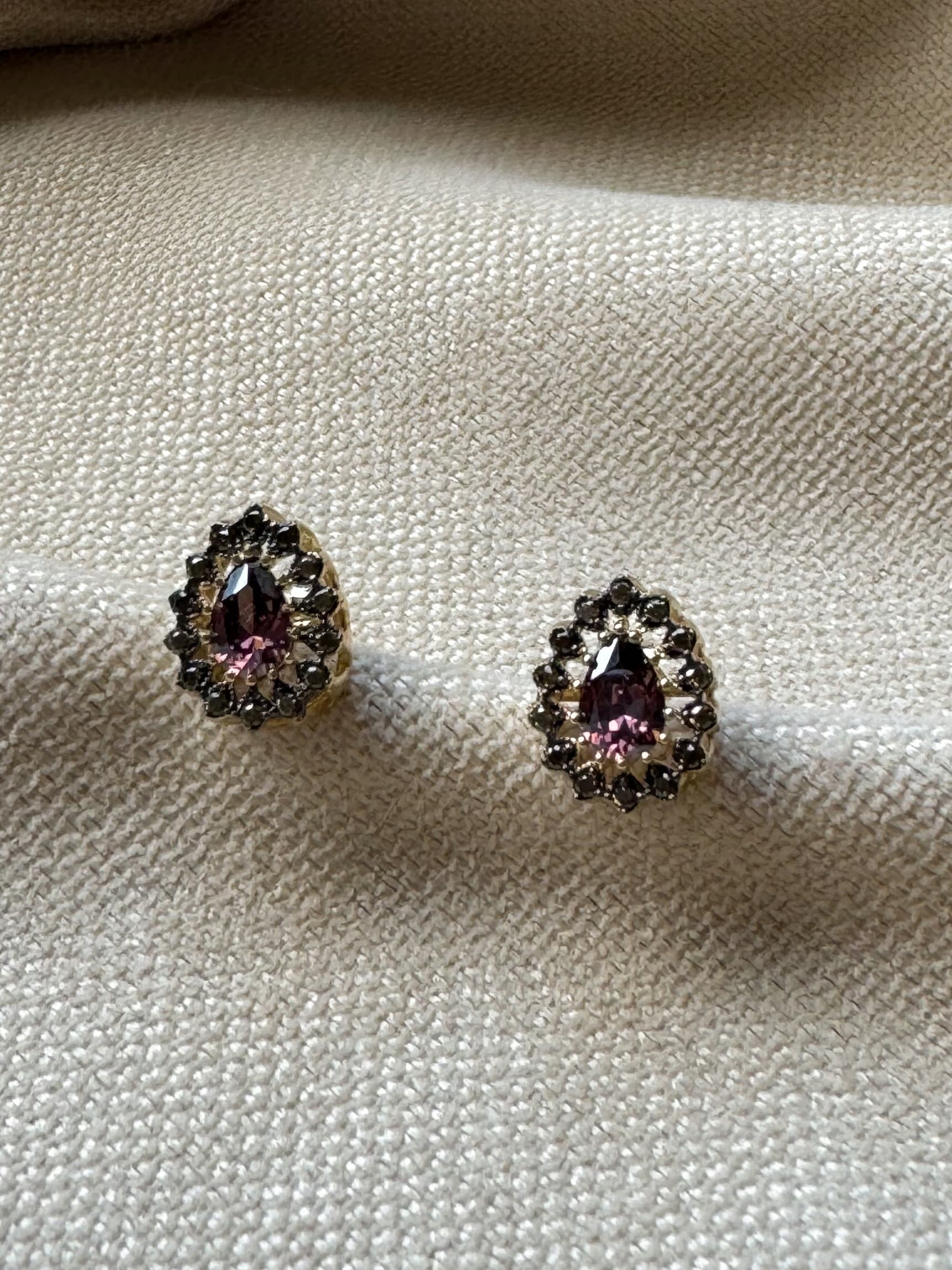 Złote kolczyki 585 KAMIENIE