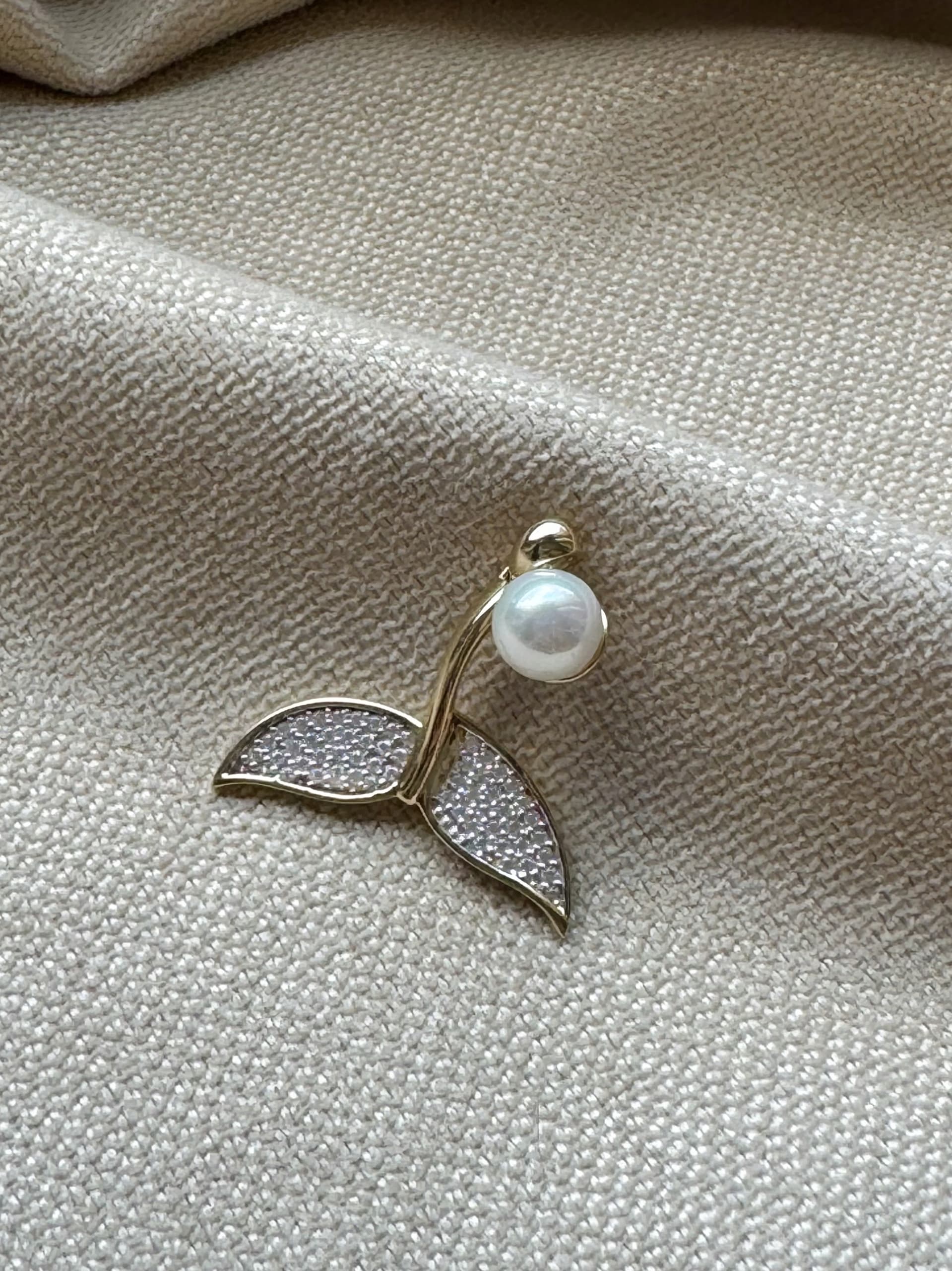 Złota zawieszka próba 585 OGON SYRENY